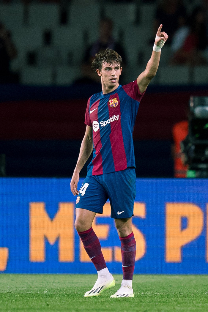 爱游戏体育官方网站 -包含关键时刻西甲传出新动向；巴塞罗那调整名单；管理层表态：态度坚定；临场指挥获称赞的词条