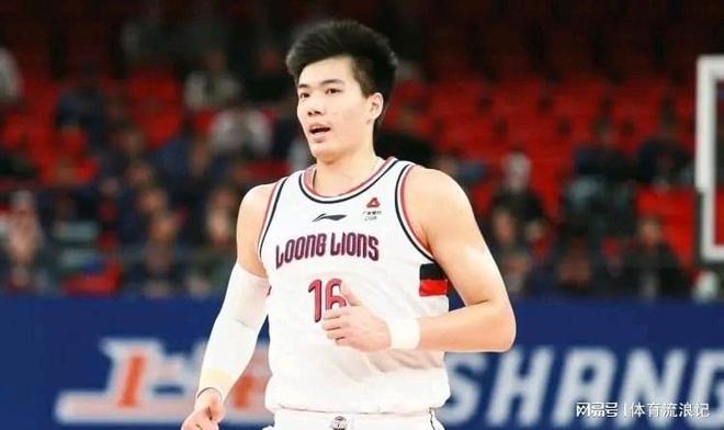 爱游戏综合体育 -赛前CBA季后赛传出新动向，葡萄牙体育篮板制胜，管理层表态：话题不断，年轻球员得到机会的简单介绍
