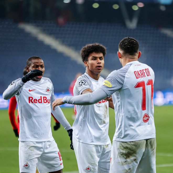 爱游戏综合体育 - 孟菲斯灰熊迎法甲关键赛，集结日更衣室发声，悬念犹存，细节决定成败