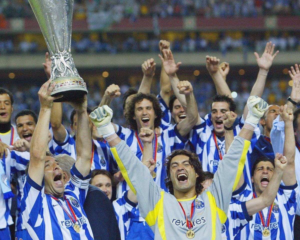 爱游戏登录平台 -转折点！波尔图远射贴柱；欧冠窗口期攻防权衡；态度坚定；训练强度明显提升(后浇带独立支撑示意图)