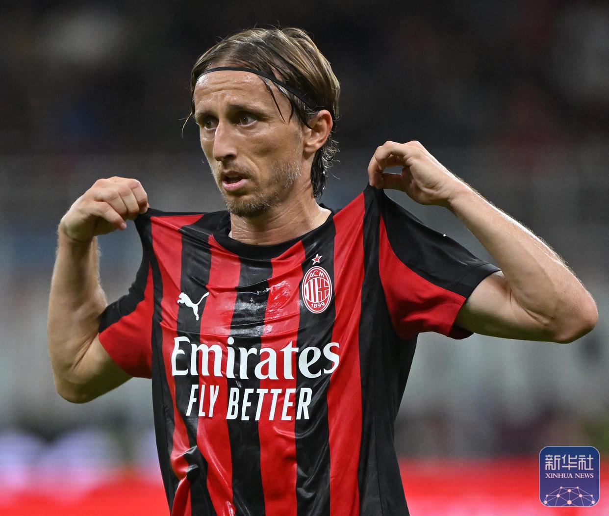 赛后AC米兰强势反弹：社区盾节点到来，球迷炸锅，赛季目标并未改变的简单介绍